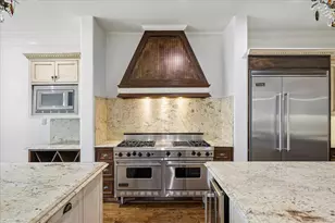 4802 Saxon St, Bellaire, TX 77401 - Photo 27