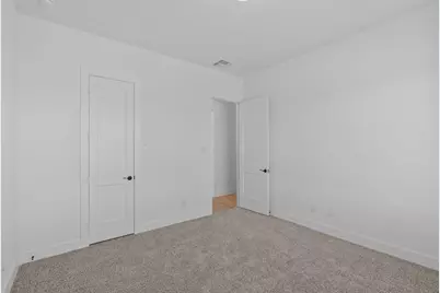 12019 Canal View Boulevard, Mont Belvieu, TX 77523 - Photo 19