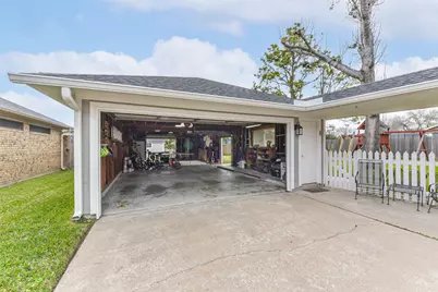 2210 Canterbury Court, Deer Park, TX 77536 - Photo 45