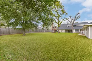 2210 Canterbury Ct, Deer Park, TX 77536 - Photo 41