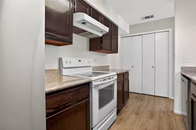 8299 Cambridge Street #706, Houston, TX 77054 - Photo 7
