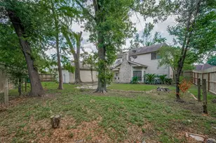 5210 Holly View Dr, Houston, TX 77091 - Photo 31