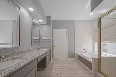 5210 Holly View Drive, Houston, TX 77091 - Photo 19