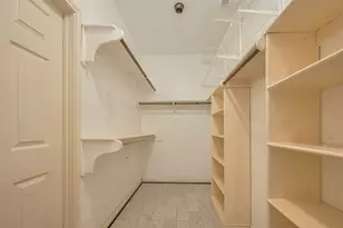 5210 Holly View Dr, Houston, TX 77091 - Photo 21