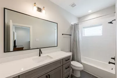 5306 Creekmont Timbers Trail, Houston, TX 77091 - Photo 31