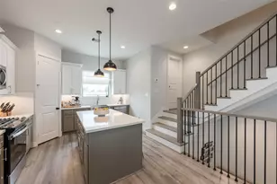 5306 Creekmont Timbers Trl, Houston, TX 77091 - Photo 9