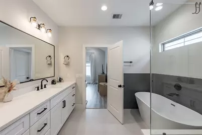 5306 Creekmont Timbers Trail, Houston, TX 77091 - Photo 25