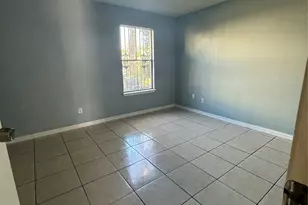 7402 Alabonson Rd, Houston, TX 77088 - Photo 7