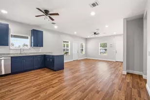 18473 Novarra Dr, Conroe, TX 77306 - Photo 5