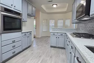 31330 Capella Cir, Tomball, TX 77375 - Photo 9