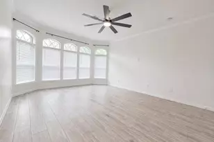 31330 Capella Cir, Tomball, TX 77375 - Photo 11
