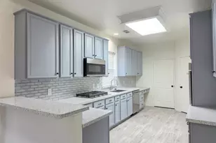 31330 Capella Cir, Tomball, TX 77375 - Photo 9