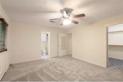 138 Summer Place #B, Huntsville, TX 77340 - Photo 13