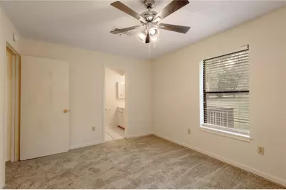 138 Summer Place #B, Huntsville, TX 77340 - Photo 19