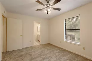 138 Summer Pl, Huntsville, TX 77340 - Photo 19