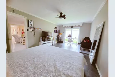 11930 Meadow Crest Drive, Meadows Place, TX 77477 - Photo 9