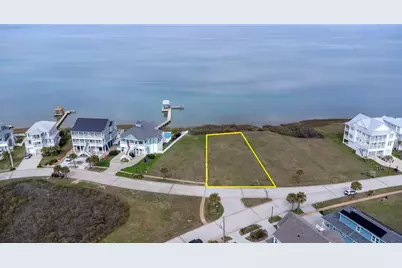 3943 Evening Primrose Drive, Galveston, TX 77554 - Photo 3