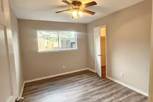 239 Andorra Ln, Houston, TX 77015 - Photo 9