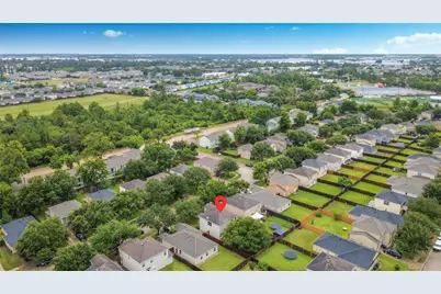 915 Grand Plains Drive, Houston, TX 77090 - Photo 39