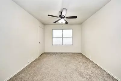 915 Grand Plains Drive, Houston, TX 77090 - Photo 25
