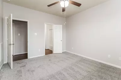 9446 Green Mills Drive, Houston, TX 77070 - Photo 11