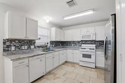 19718 Cozy Cabbin Drive, Katy, TX 77449 - Photo 11