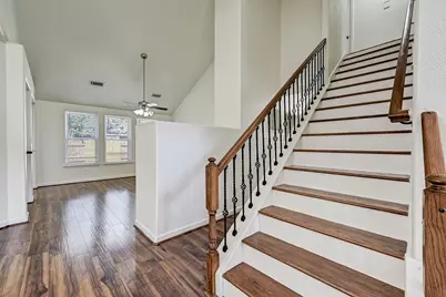 15127 Trumpet Vine Lane, Cypress, TX 77433 - Photo 9