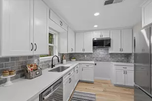 5933 Sanford Rd, Houston, TX 77096 - Photo 15