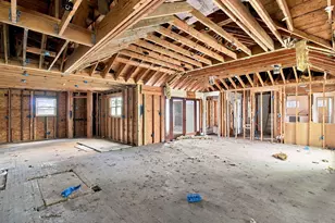 2015 Wilburforce St, Houston, TX 77091 - Photo 9