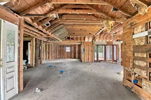 2015 Wilburforce St, Houston, TX 77091 - Photo 3