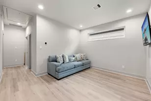 5722 Rucio Ln, Houston, TX 77092 - Photo 19