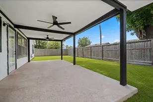 550 Slumberwood Dr, Houston, TX 77013 - Photo 21