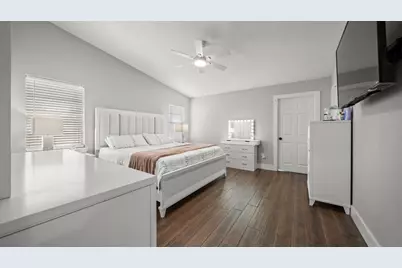 550 Slumberwood Drive, Houston, TX 77013 - Photo 15