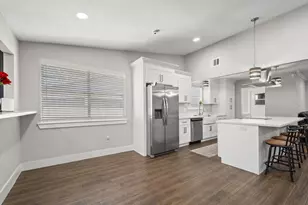 550 Slumberwood Dr, Houston, TX 77013 - Photo 7