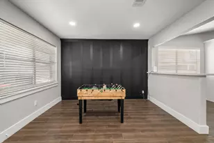 550 Slumberwood Dr, Houston, TX 77013 - Photo 9