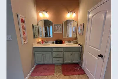 11127 E Lakes Gable Drive, Richmond, TX 77406 - Photo 13