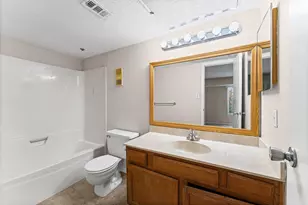 5917 Fairdale Ln, Houston, TX 77057 - Photo 19