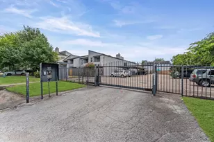 5917 Fairdale Ln, Houston, TX 77057 - Photo 21