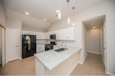 121 Coffee Lane, Lake Jackson, TX 77566 - Photo 11