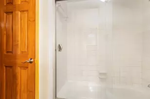 8429 Hearth Dr, Houston, TX 77054 - Photo 11