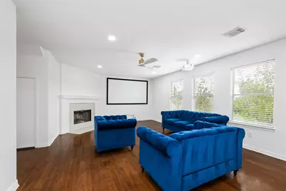 2042 Mickle Creek Drive, Houston, TX 77049 - Photo 11