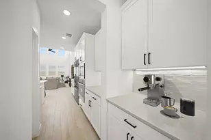 2826 Clapbread Ln, Rosenberg, TX 77471 - Photo 9