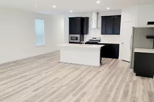 12236 City Rose Ct, Houston, TX 77047 - Photo 5