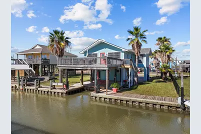 324 Shark Lane, Surfside Beach, TX 77541 - Photo 3