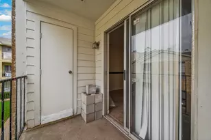 10101 S Gessner Rd, Houston, TX 77071 - Photo 17