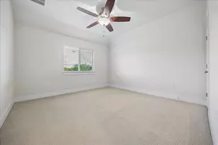 13001 Hymeadow Dr, Austin, TX 78729 - Photo 19