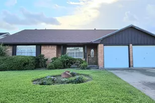 11606 Glenhollow Dr, Houston, TX 77048 - Photo 1
