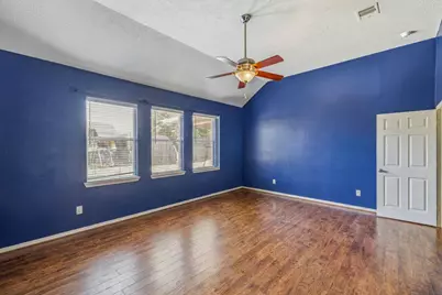 5002 Creekside Avenue, Baytown, TX 77523 - Photo 19