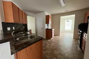 8027 Narrow Brook Way, Houston, TX 77016 - Photo 3