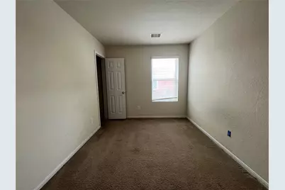 8027 Narrow Brook Way, Houston, TX 77016 - Photo 7